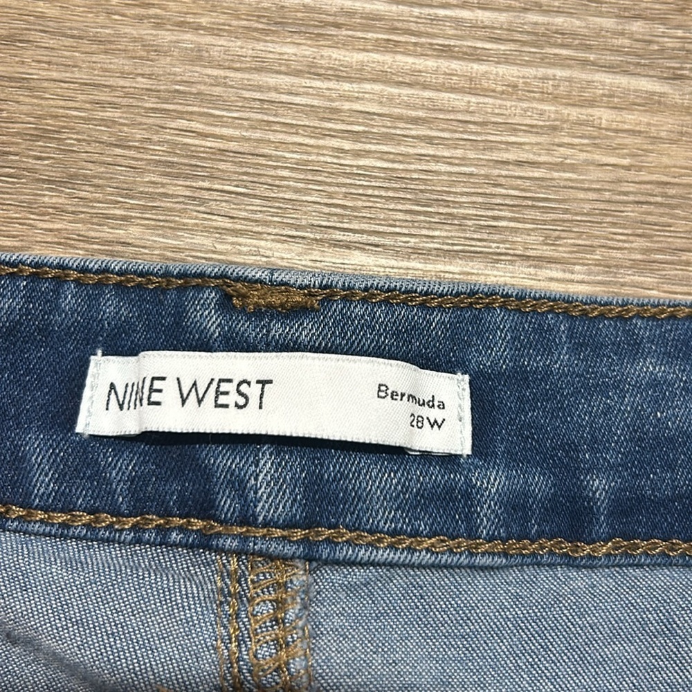 NINE WEST Bermuda Jean Shorts - Picture 2 of 8